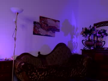 girl
        jessiccaburns cam image #2016312