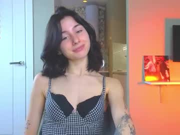 girl
        kingkong_my_bf cam image #6379634