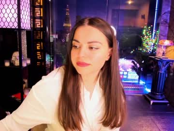 girl
        alma_pearl cam image #1114132