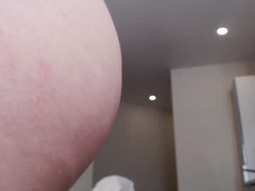girl
        sweetpulse_ cam image #350230