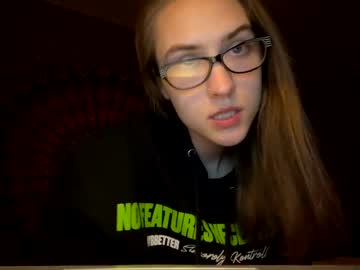 girl
        woahitssarah cam image #472971