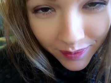 girl
        _demi_dee_ cam image #4756685
