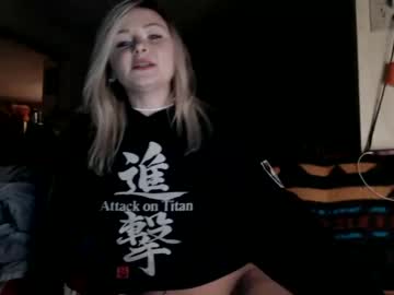 girl
        kipsy420 cam image #451758