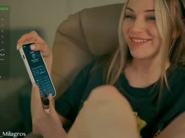 girl
        mia_milagros cam image #1247989
