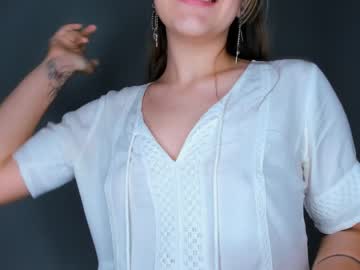 girl
        lindamildreda cam image #2224055