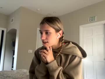 girl
        ameliarustova cam image #1600434