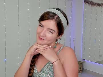 girl
        cutenataly cam image #1837396