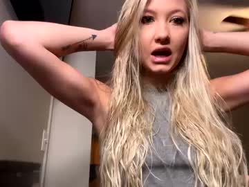 girl
        petiteblondeb cam image #1812977