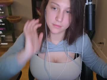 girl
        alexa_dream cam image #6829668