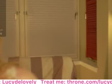 girl
        lucydelovely cam image #6570072