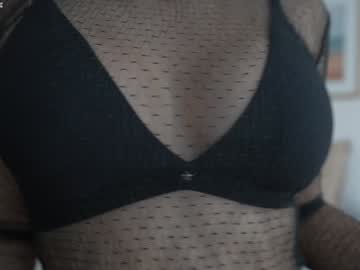 girl
        rebeccastonee cam image #6274281