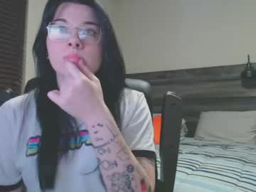 couple
        lustfullives cam image #4718159