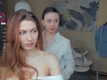 couple
        _hollydolly_ cam image #3033986