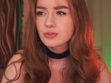 girl
        lizzy_blaze cam image #3317473