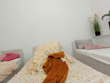 girl
        ehotlovea cam image #6858630