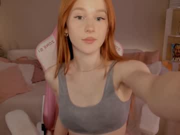 girl
        leahsthetics cam image #3986868