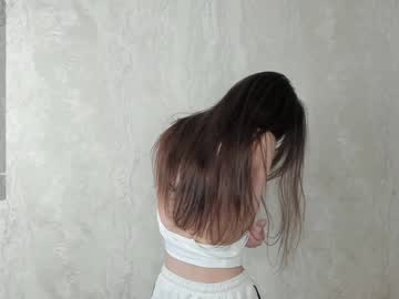 girl
        cutie_ghostie cam image #3573039