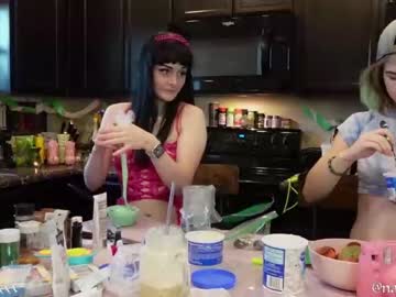 couple
        ivyminxxx cam image #3423042