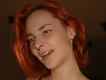 girl
        severs_enigma cam image #5749315