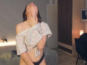 girl
        oliviahatchet cam image #3981496