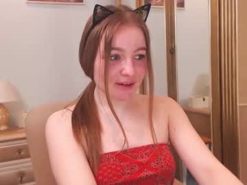 girl
        sandydunst cam image #1449649