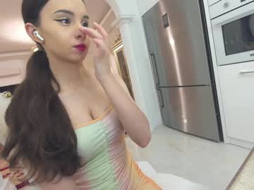 girl
        ehotlovea cam image #190947