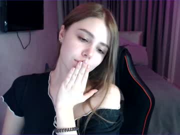 girl
        tripleprinces cam image #1592024