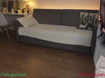 girl
        laura_sanguinar cam image #3133540