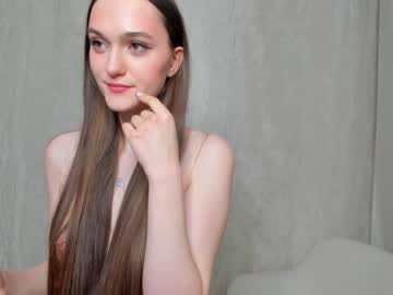 girl
        marta_addams cam image #3214120