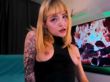 girl
        amiferaaa cam image #5540992