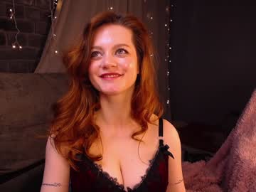 girl
        lorienn cam image #1666515