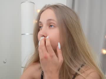 girl
        appr0ved cam image #3742397