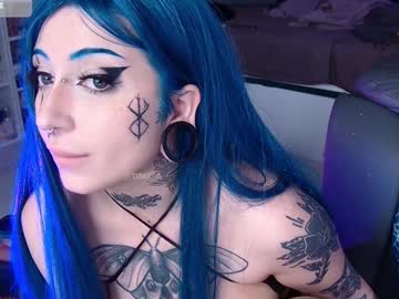 girl
        aciddroll cam image #5903752