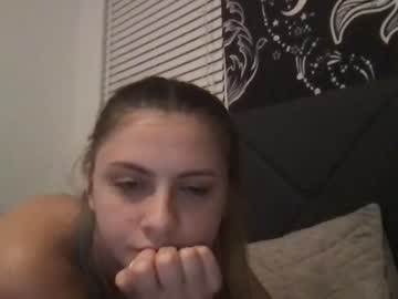 girl
        ashleytayxo cam image #2649148