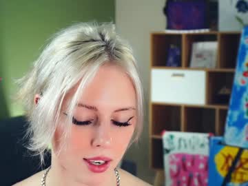 girl
        audreycarvin cam image #5191067