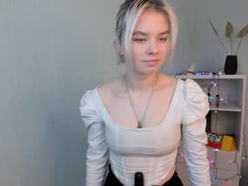 girl
        _naked_heart_ cam image #2826231