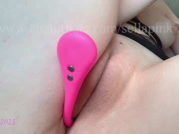 girl
        sellapink cam image #1948214