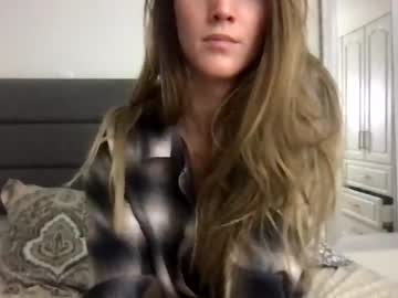 girl
        blondiebabbby420 cam image #213711