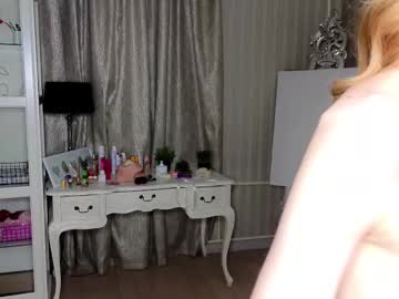 girl
        gooody_girl cam image #6821543