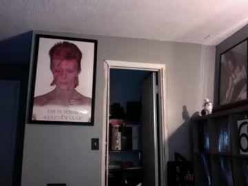 girl
        sexyvexy13 cam image #2938804