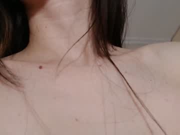 girl
        amiliyan cam image #3125491