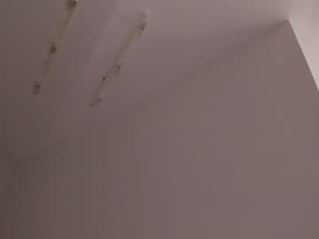 girl
        toxl cam image #1590501