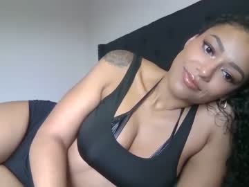 girl
        vivalavictoria cam image #3839131