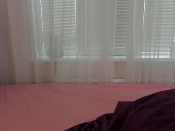girl
        angelina_new cam image #1773210