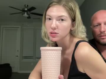 couple
        barleylegalslut00 cam image #2468335