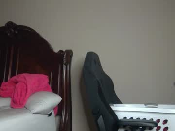 couple Live Cam Girls Love To Strip Naked For Their Viewers with mikesteaks
