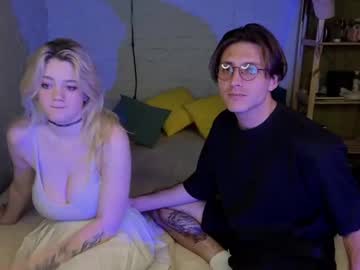 couple Live Cam Girls Love To Strip Naked For Their Viewers with couple_hote