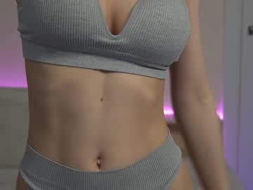 girl
        kathariine cam image #952424