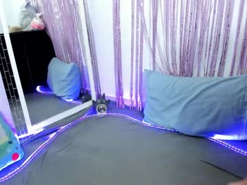 girl
        frank_sasha cam image #4553552