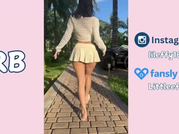 girl
        little_effy18_ cam image #6087512